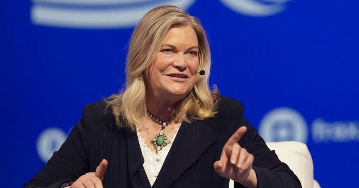 Republican Senator Cynthia Lummis Slams Democrat Lawmakers For Dragging Their Feet Over Clarity Act Republican Senator Cynthia Lummis Slams Democrat Lawmakers For Dragging Their Feet Over Clarity Act
