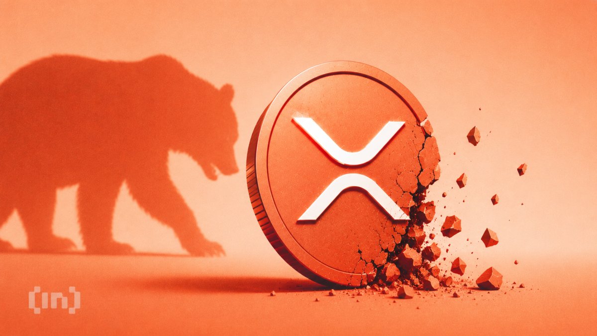XRP ETFs Keep Drawing Cash, So Why Is the Price Down 40%?