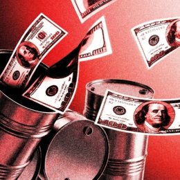 Iran Denies Trump’s Hormuz Deal, Oil Jumps but Bitcoin Watches