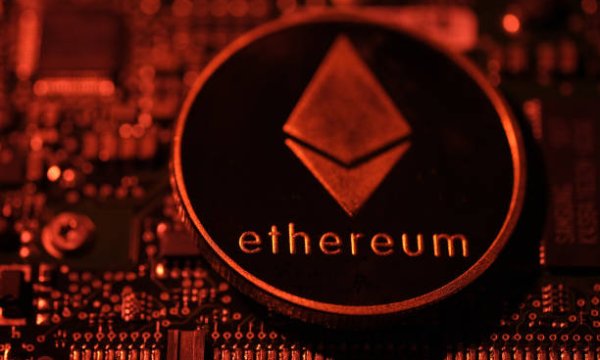 Ethereum ETF Outflows Keep Pressure On ETH As Traders Watch Network Rotation