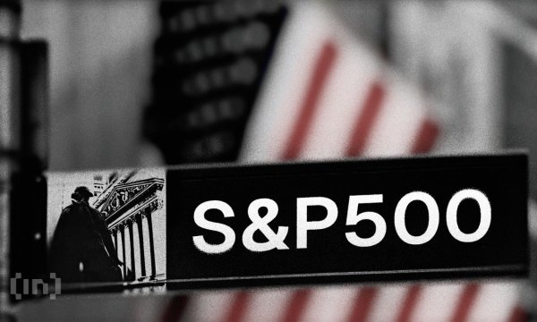 S&P 500 Falls, Bitcoin Surges as Traders Await the Fed Minutes: What Next? S&P 500 Falls, Bitcoin Surges as Traders Await the Fed Minutes: What Next?