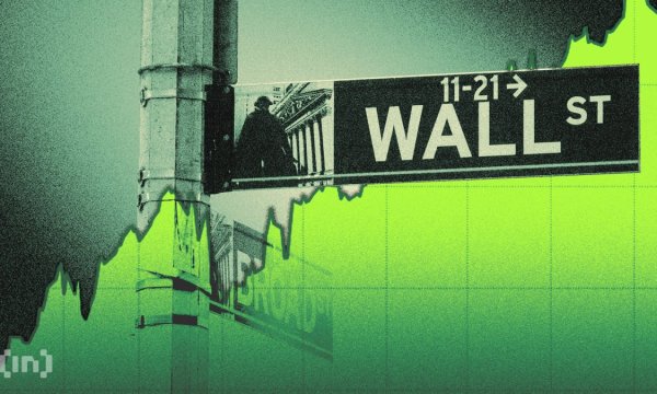 Wall Street Raised Coinbase and Strategy (MSTR) Targets. Only One Leaves Real Upside
